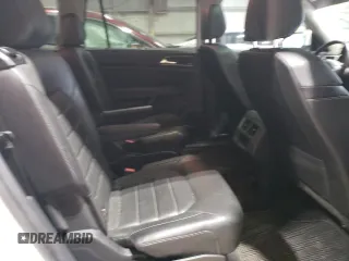 2019 Volkswagen Atlas SEL Premium z VIN 1V2NR2CA5KC530086, wystawiony jako Copart lot #55745515 z przebiegiem 96 092 mil mil oraz Szkoda całkowita • Salvage title. Historia ofert i sprzedaży dostępna na DreamBid. Obrazek 10.