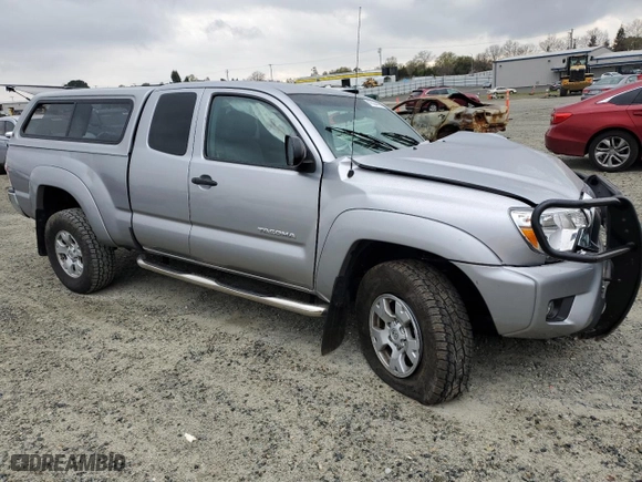 2015 Toyota Tacoma with VIN 5TFUU4EN0FX144861, listed as a Copart auction lot 47504445 with NaN miles and Salvage Title. Bid and sale history available at carsss.com. Image 4.