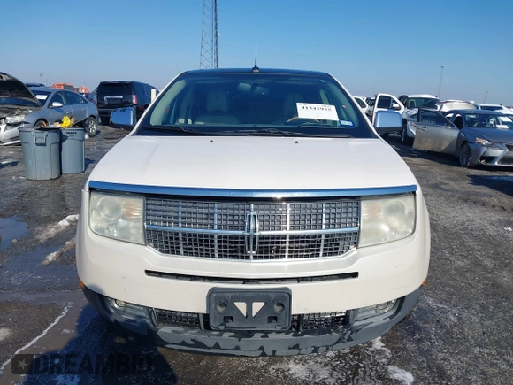 2009 Lincoln MKX with VIN 2LMDU68C49BJ03277, listed as a IAAI auction lot 41342935 with 140,674 mi miles. Bid and sale history available at carsss.com. Image 12.