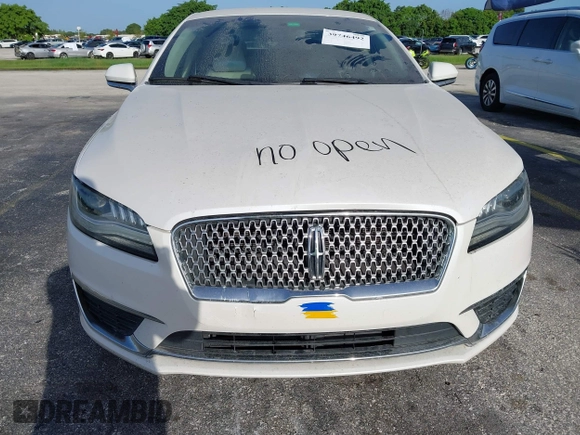 2017 Lincoln MKZ Hybrid Premiere с VIN 3LN6L5KU1HR631619, выставлен на аукционе IAAI как лот 39746492 с пробегом Не указан миль и . История ставок и продаж доступна на DreamBid. Изображение 15.
