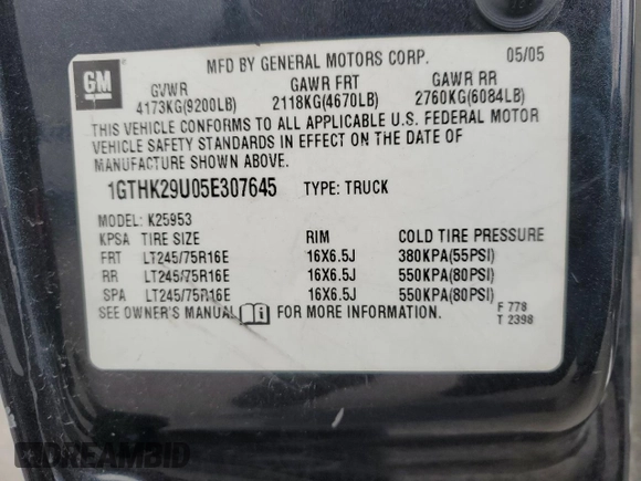2005 GMC Sierra 2500HD SLT with VIN 1GTHK29U05E307645, listed as a Copart auction lot 80295834 with 151,225 mi miles and Salvage title. Bid and sale history available at DreamBid. Image 14.