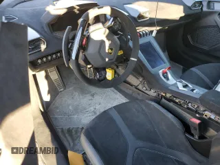 2022 Lamborghini Huracan z VIN ZHWUA6ZX5NLA19726, wystawiony jako Copart lot #75687334 z przebiegiem Nie podano mil oraz Nie do naprawy. Historia ofert i sprzedaży dostępna na DreamBid. Obrazek 8.