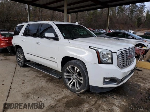 2017 GMC Yukon Denali with VIN 1GKS1CKJ1HR188049, listed as a Copart auction lot 89266975 with 140,516 mi miles and Salvage Title. Bid and sale history available at carsss.com. Image 4.