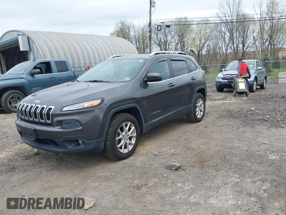 2014 Jeep Cherokee Latitude with VIN 1C4PJMCS5EW201459, listed as a IAAI auction lot 42092653 with 147,430 mi miles. Bid and sale history available at carsss.com. Image 17.