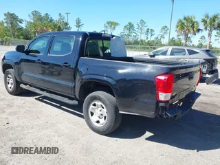 2016 Toyota Tacoma SR5 with VIN 5TFAX5GN1GX055850, listed as a IAAI auction lot 41828806 with 111,655 mi miles. Bid and sale history available at carsss.com. Image 3.