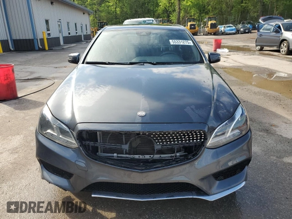 2014 Mercedes-Benz E 350 Luxury with VIN WDDHF8JB4EA814112, listed as a Copart auction lot 55331275 with 158,816 mi miles and Salvage Title. Bid and sale history available at DreamBid. Image 5.