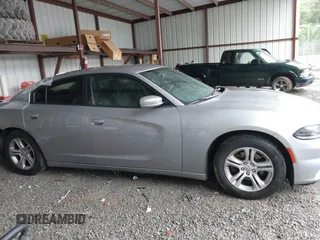 2016 Dodge Charger SE z VIN 2C3CDXBG4GH115005, wystawiony jako IAAI lot #42330140 z przebiegiem 76 126 mil mil oraz . Historia ofert i sprzedaży dostępna na DreamBid. Obrazek 13.