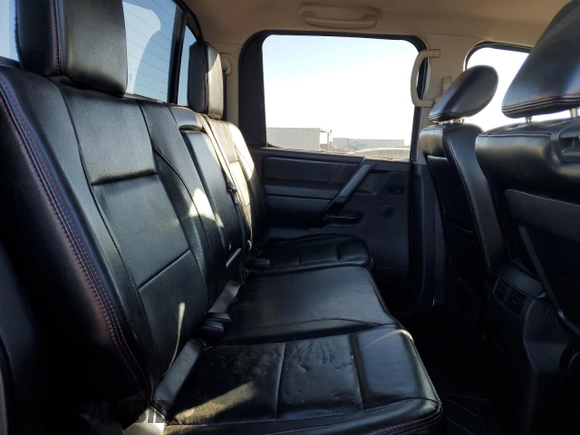 2012 Nissan Titan SV with VIN 1N6BA0EC3CN313069, listed as a Copart auction lot 43333895 with 208,208 mi miles and Salvage Title. Bid and sale history available at carsss.com. Image 10.