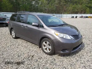 2016 Toyota Sienna LE AAS с VIN 5TDKK3DCXGS748822, выставлен на аукционе Copart как лот 56615505 с пробегом 128 191 миль миль и Списание • Salvage title. История ставок и продаж доступна на DreamBid. Изображение 4.