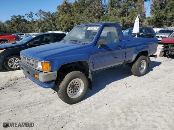 1987 Toyota Std Bed Trucks 4WD with VIN JT4RN63R6H0104719, listed as a Copart auction lot 88113275 with NaN miles and Clean Title. Bid and sale history available at carsss.com. Image 1.