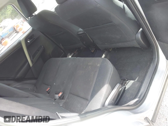 2016 Toyota RAV4 XLE z VIN 2T3RFREV2GW531219, wystawiony jako IAAI lot #42445683 z przebiegiem 72 849 mil mil oraz . Historia ofert i sprzedaży dostępna na DreamBid. Obrazek 8.