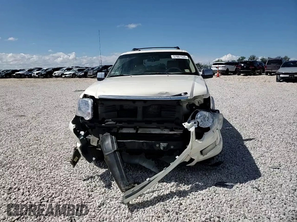 2007 Ford Explorer Limited с VIN 1FMEU75807UB86638, выставлен на аукционе Copart как лот 57861535 с пробегом 186 128 миль миль и Чистый • Clean title. История ставок и продаж доступна на DreamBid. Изображение 13.