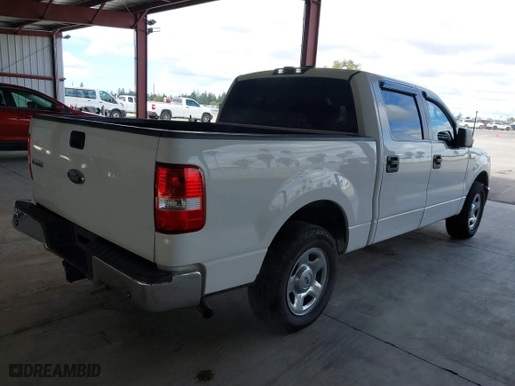 2007 Ford F-150 XLT with VIN 1FTPW12597KD31606, listed as a IAAI auction lot 41735597 with 196,934 mi miles. Bid and sale history available at carsss.com. Image 4.