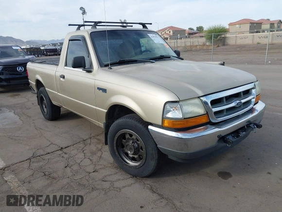 2000 Ford Ranger XL with VIN 1FTYR10CXYPA60122, listed as a IAAI auction lot 41879932 with 161,820 mi miles. Bid and sale history available at carsss.com. Image 1.