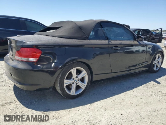 2008 BMW 1 Series 128i with VIN WBAUL73558VE88787, listed as a Copart auction lot 64285035 with 267,985 mi miles and Clean title. Bid and sale history available at DreamBid. Image 3.