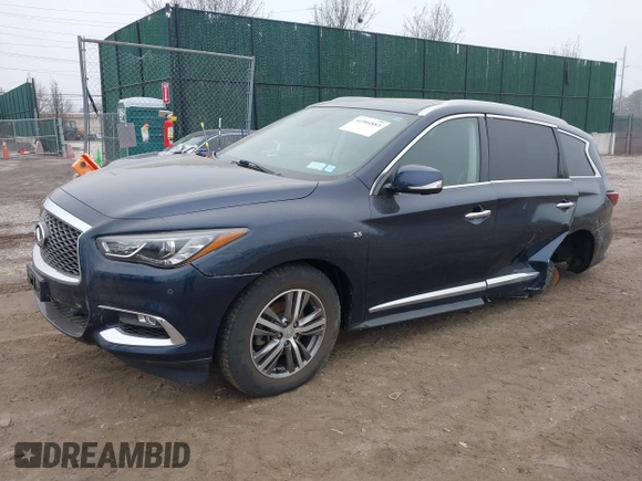 2020 Infiniti QX60 Pure z VIN 5N1DL0MM0LC515634, wystawiony jako IAAI lot #41904883 z przebiegiem 26 722 mil mil oraz . Historia ofert i sprzedaży dostępna na DreamBid. Obrazek 18.