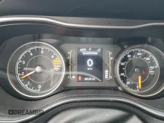 2020 Jeep Cherokee Latitude Plus with VIN 1C4PJLLB9LD548909, listed as a Copart auction lot 44524555 with 88,129 mi miles and Salvage Title. Bid and sale history available at carsss.com. Image 9.