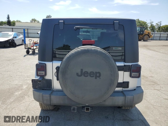 2007 Jeep Wrangler Unlimited Sahara with VIN 1J8GA59137L181360, listed as a Copart auction lot 62311225 with 151,393 mi miles and Salvage title. Bid and sale history available at DreamBid. Image 6.