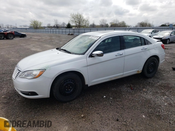 2014 Chrysler 200 Limited z VIN 1C3CCBCG2EN194361, wystawiony jako Copart lot #52613075 z przebiegiem 177 651 mil mil oraz Szkoda całkowita • Salvage title. Historia ofert i sprzedaży dostępna na DreamBid. Obrazek 1.