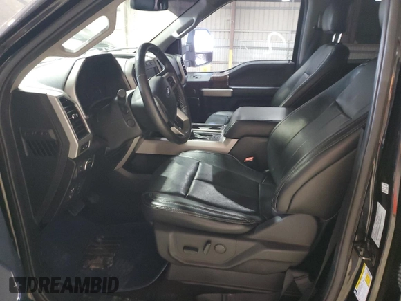 2019 Ford F-150 XL z VIN 1FTEW1CP8KKC55294, wystawiony jako Copart lot #55670815 z przebiegiem 104 825 mil mil oraz Szkoda całkowita • Salvage title. Historia ofert i sprzedaży dostępna na DreamBid. Obrazek 7.