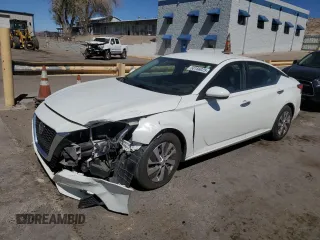 2019 Nissan Altima S z VIN 1N4BL4BV4KC208227, wystawiony jako Copart lot #50156025 z przebiegiem 54 470 mil mil oraz Szkoda całkowita • Salvage title. Historia ofert i sprzedaży dostępna na DreamBid. Obrazek 1.