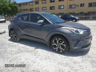 2018 Toyota C-HR XLE with VIN NMTKHMBX4JR042316, listed as a Copart auction lot 61789115 with 67,886 mi miles and Salvage title. Bid and sale history available at DreamBid. Image 4.
