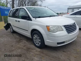2008 Chrysler Town & Country LX with VIN 2A8HR44H88R694642, listed as a IAAI auction lot 42039492 with 210,249 mi miles and . Bid and sale history available at DreamBid. Image 1.