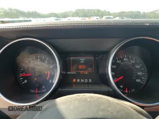 2020 Ford Mustang EcoBoost z VIN 1FATP8UH4L5131470, wystawiony jako Copart lot #55918245 z przebiegiem 81 072 mil mil oraz Szkoda całkowita • Salvage title. Historia ofert i sprzedaży dostępna na DreamBid. Obrazek 9.