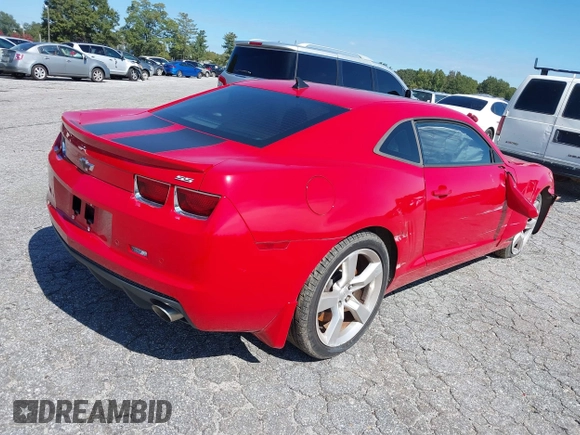 2010 Chevrolet Camaro 2SS z VIN 2G1FK1EJ0A9184965, wystawiony jako IAAI lot #37813703 z przebiegiem 134 124 mil mil oraz . Historia ofert i sprzedaży dostępna na DreamBid. Obrazek 4.