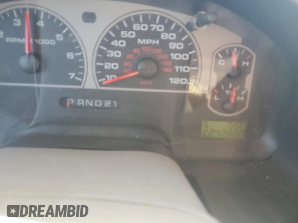 2006 Ford F-150 XLT with VIN 1FTRW14W46KC37453, listed as a Copart auction lot 83182394 with 224,288 mi miles and Clean Title. Bid and sale history available at carsss.com. Image 9.