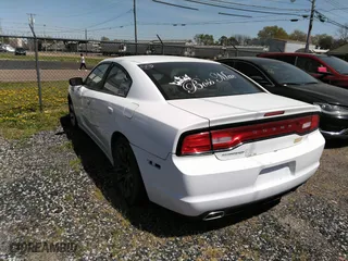 2011 Dodge Charger SE with VIN 2B3CL3CG5BH586886, listed as a IAAI auction lot 41910995 with 168,087 mi miles. Bid and sale history available at carsss.com. Image 3.