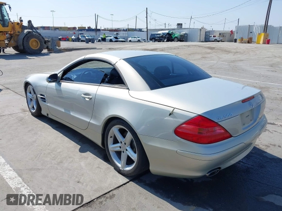 2003 Mercedes-Benz SL 500 with VIN WDBSK75F63F011626, listed as a IAAI auction lot 42475993 with 83,471 mi miles and . Bid and sale history available at DreamBid. Image 3.