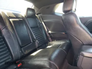 2010 Dodge Challenger R/T Classic z VIN 2B3CJ5DT0AH120875, wystawiony jako Copart lot #52179795 z przebiegiem 127 144 mil mil oraz Szkoda całkowita • Salvage title. Historia ofert i sprzedaży dostępna na DreamBid. Obrazek 11.