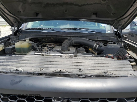 2017 Nissan Titan SL z VIN 1N6BA1F27HN547900, wystawiony jako Copart lot #61768145 z przebiegiem 148 383 mil mil oraz Szkoda całkowita • Salvage title. Historia ofert i sprzedaży dostępna na DreamBid. Obrazek 11.