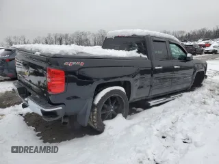 2015 Chevrolet Silverado 1500 LT with VIN 1GCVKREC0FZ405559, listed as a Copart auction lot 44819025 with 92,933 mi miles and Salvage Title. Bid and sale history available at carsss.com. Image 3.