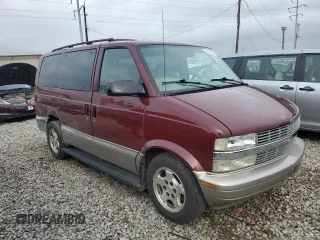 2005 Chevrolet Astro with VIN 1GNDM19X45B105140, listed as a Copart auction lot 73030384 with 92,184 mi miles and Salvage Title. Bid and sale history available at carsss.com. Image 4.
