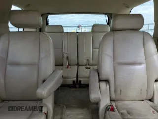 2007 Cadillac Escalade z VIN 1GYFK63807R282990, wystawiony jako Copart lot #62121795 z przebiegiem 216 381 mil mil oraz Czysty tytuł • Clean title. Historia ofert i sprzedaży dostępna na DreamBid. Obrazek 10.