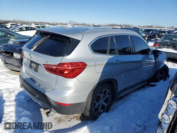2016 BMW X1 xDrive28i z VIN WBXHT3C37G5F66869, wystawiony jako Copart lot #44990885 z przebiegiem Nie podano mil oraz Szkoda całkowita • Salvage title. Historia ofert i sprzedaży dostępna na DreamBid. Obrazek 3.
