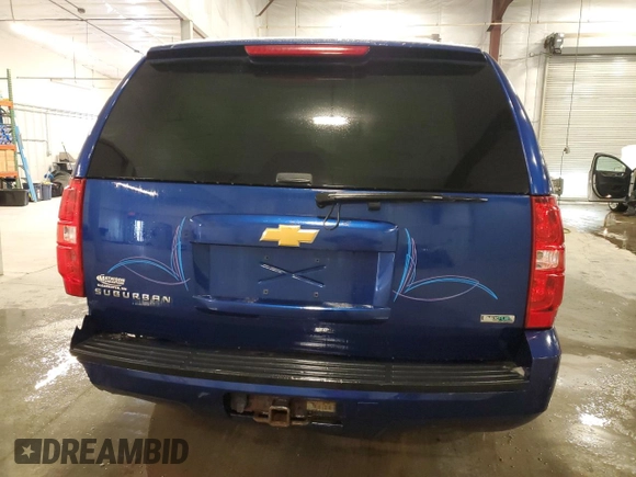 2012 Chevrolet Suburban LS with VIN 1GNSKHE78CR231923, listed as a Copart auction lot 82618924 with 234,418 mi miles and Salvage Title. Bid and sale history available at carsss.com. Image 6.