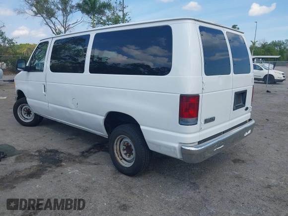 2006 Ford Econoline Passenger XL с VIN 1FBNE31L56HA16176, выставлен на аукционе IAAI как лот 41810908 с пробегом 300 850 миль миль и . История ставок и продаж доступна на DreamBid. Изображение 3.