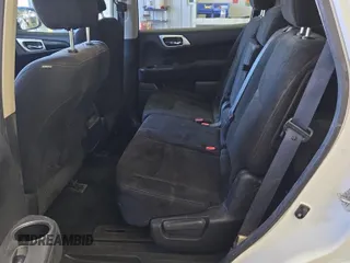 2014 Nissan Pathfinder S with VIN 5N1AR2MM5EC711181, listed as a IAAI auction lot 42665593 with 205,546 mi miles and . Bid and sale history available at DreamBid. Image 54.