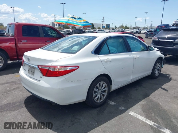 2017 Toyota Camry XLE with VIN 4T1BF1FK6HU416091, listed as a IAAI auction lot 41963072 with 109,911 mi miles and . Bid and sale history available at carsss.com. Image 4.