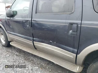 2000 Ford Excursion Limited z VIN 1FMNU42S0YEC70159, wystawiony jako IAAI lot #40918396 z przebiegiem 168 564 mil mil oraz . Historia ofert i sprzedaży dostępna na DreamBid. Obrazek 12.