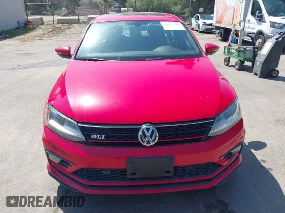 2017 Volkswagen Jetta GLI z VIN 3VW4T7AJ3HM350575, wystawiony jako IAAI lot #42303994 z przebiegiem 168 622 mil mil oraz . Historia ofert i sprzedaży dostępna na DreamBid. Obrazek 12.