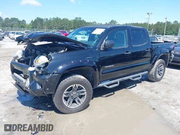 2015 Toyota Tacoma z VIN 3TMLU4EN3FM186765, wystawiony jako IAAI lot #42235553 z przebiegiem 183 878 mil mil oraz . Historia ofert i sprzedaży dostępna na DreamBid. Obrazek 19.