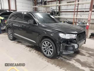 2017 Audi Q7 Premium Plus z VIN WA1LAAF78HD026784, wystawiony jako IAAI lot #41674278 z przebiegiem 108 036 mil mil oraz . Historia ofert i sprzedaży dostępna na DreamBid. Obrazek 1.