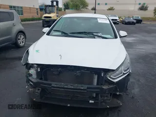 2018 Hyundai Sonata SE z VIN 5NPE24AF8JH693284, wystawiony jako IAAI lot #42184788 z przebiegiem 90 562 mil mil oraz . Historia ofert i sprzedaży dostępna na DreamBid. Obrazek 12.