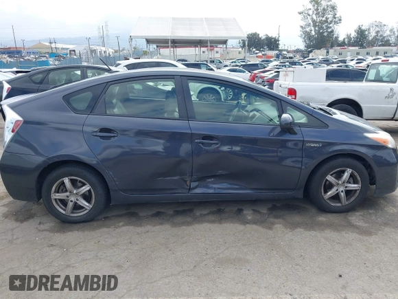 2013 Toyota Prius One with VIN JTDKN3DU4D5639287, listed as a IAAI auction lot 42130875 with 133,560 mi miles and . Bid and sale history available at DreamBid. Image 14.