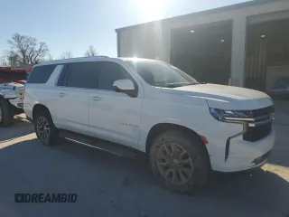 2022 Chevrolet Suburban LS z VIN 1GNSKBKD4NR211131, wystawiony jako Copart lot #46851175 z przebiegiem 47 808 mil mil oraz Szkoda całkowita • Salvage title. Historia ofert i sprzedaży dostępna na DreamBid. Obrazek 4.
