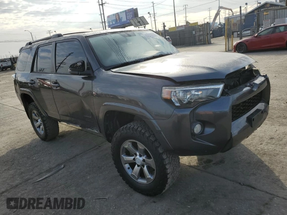 2018 Toyota 4Runner SR5 with VIN JTEBU5JR7J5606564, listed as a Copart auction lot 82647504 with 149,936 mi miles and Salvage Title. Bid and sale history available at carsss.com. Image 4.